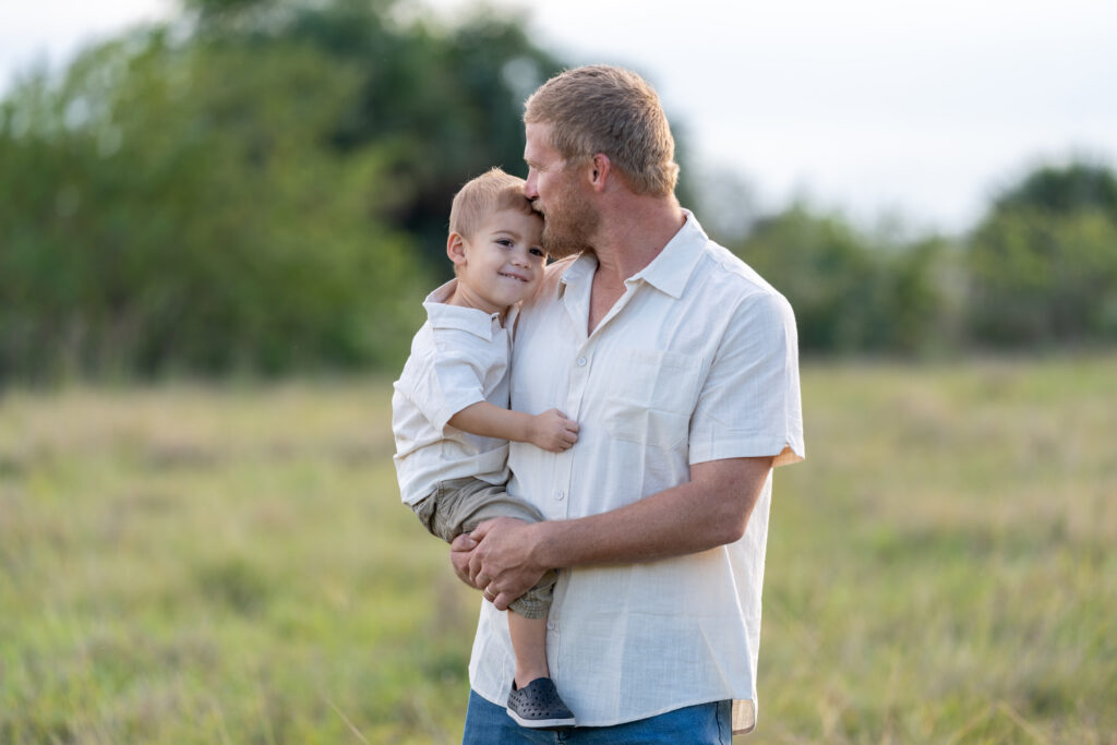 Fort Myers Family Photographer, What to Wear to a Family Photo Shoot, Sara Del Monaco Photography